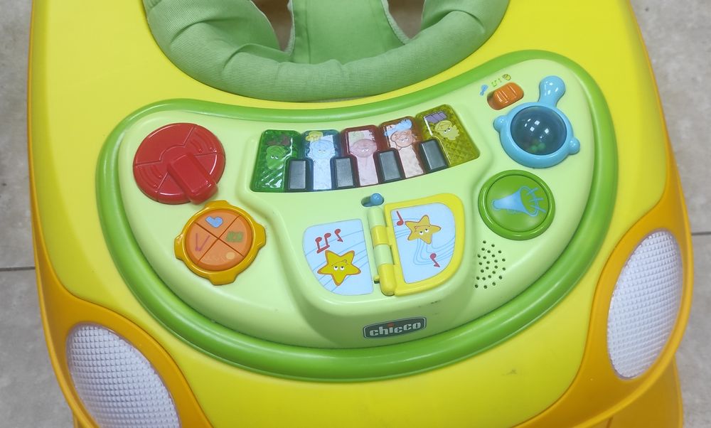 Продам ходунки ТМ Chicco