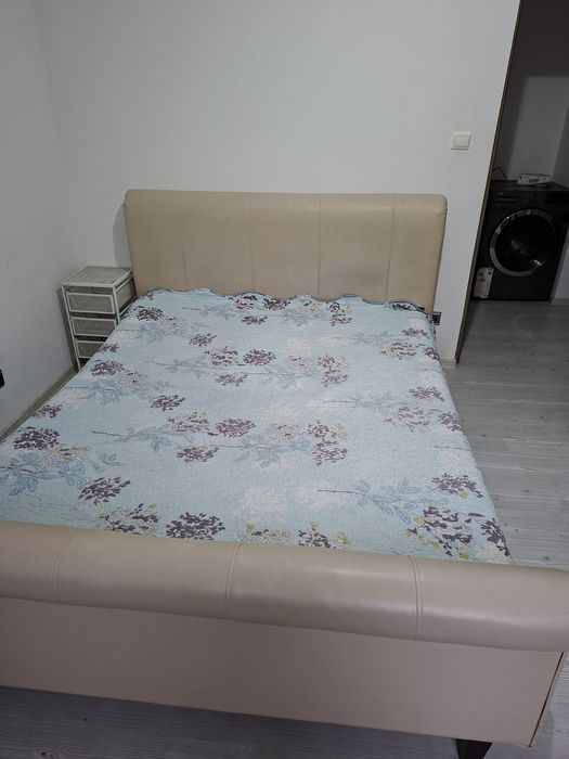 Închiriez ap 2 camere,parter cu balcon.pe N Bălcescu,Buzău