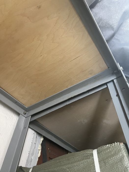 Стеллажи из металлического уголка