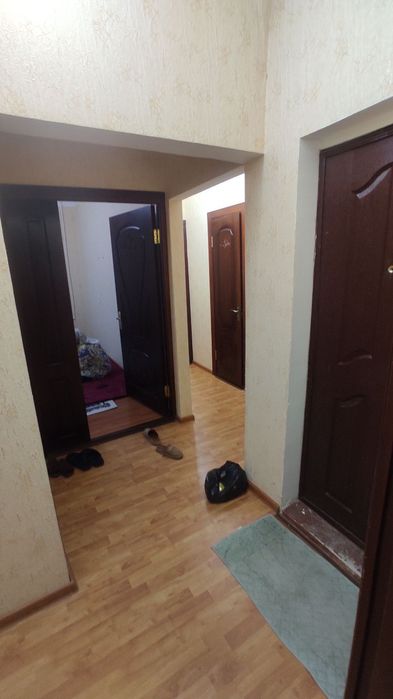 Uy yaxshi xolatda. Narxi yana kelishiladi