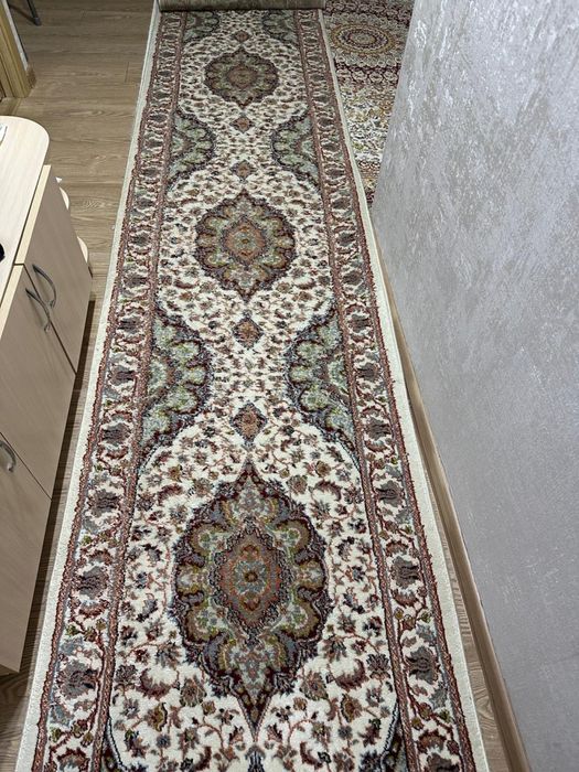 Ковер 340 см * 80 см