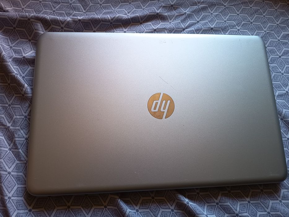 HP Pavilion 15" i7 2,7 Ghz 1,2 Tb Nvidia GeForce  940mx 4Gb
