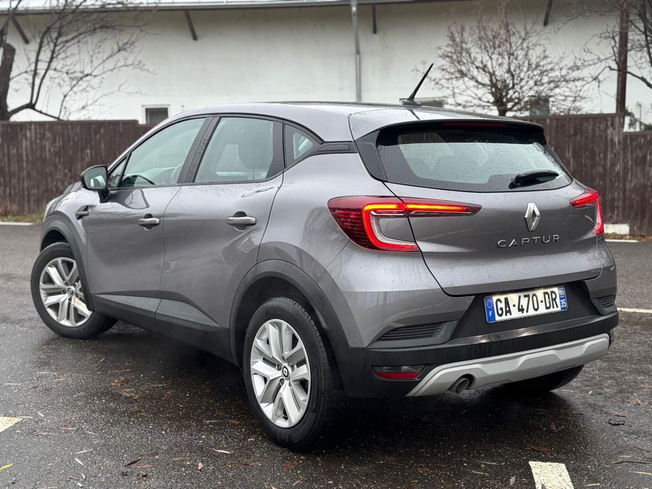 Vand Renault Captur 2021 1.0 benzina