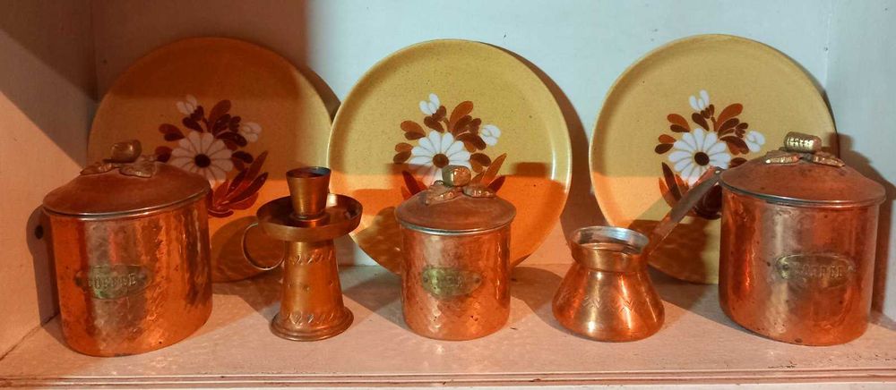 Съд за ядки, Декантер Оливерник, Съдове медни Подложки Пепелник Малта