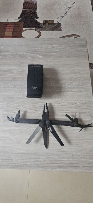 De vânzare cutit multifunctional Leatherman  Wave Plus Black și altele