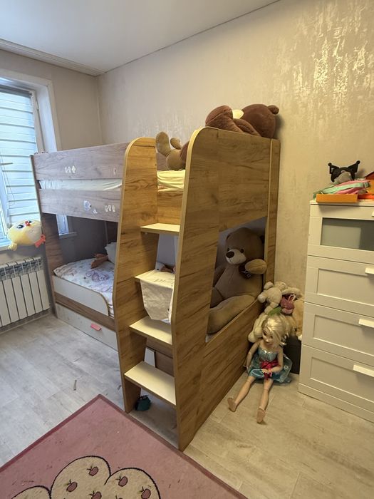 Продам кровать детскую