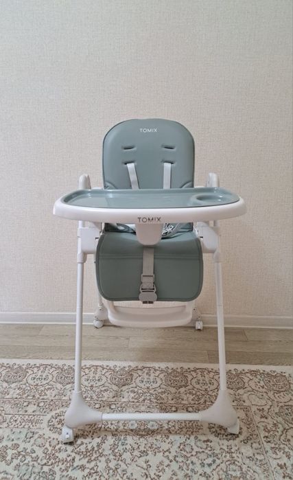 Продаётся детский стол