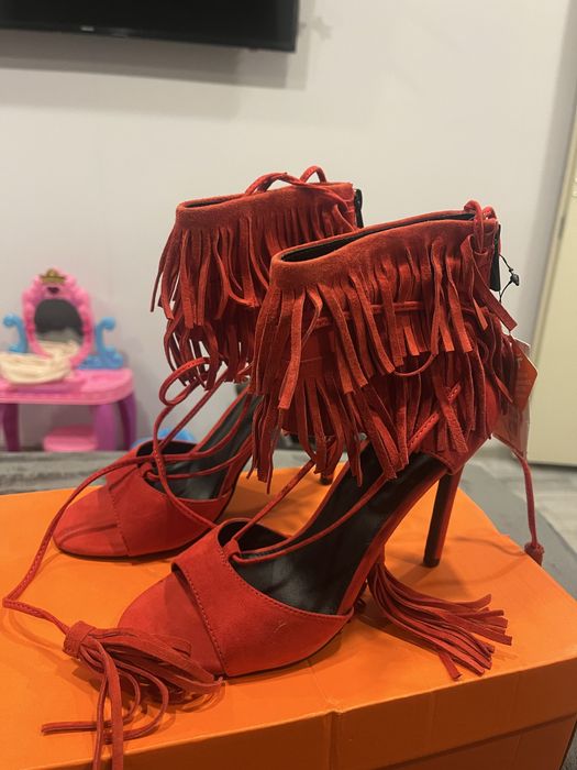 Официални обувки