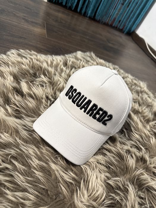 Sapca Dsquared2 alba model clasic Premium