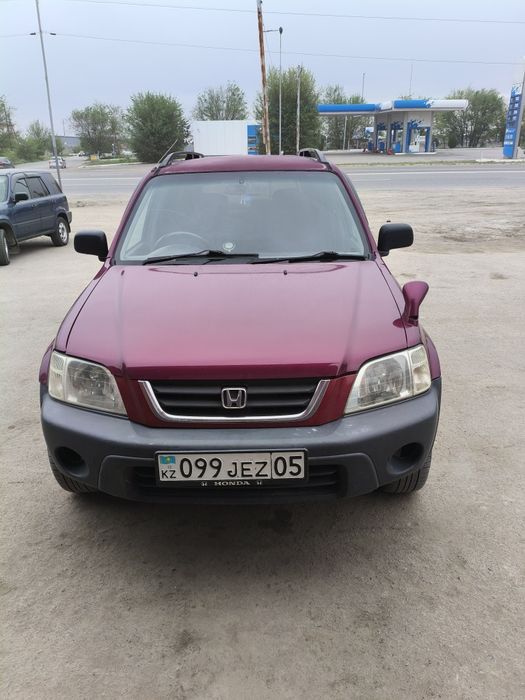 Хонда продаётся правый руль.