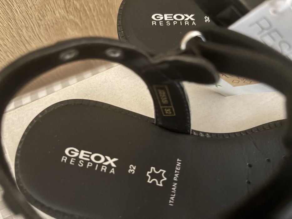 Детски сандали GEOX