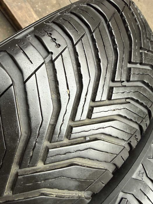 2x Anvelope Vara 185/65 R15 - Michelin Cross Climate 2