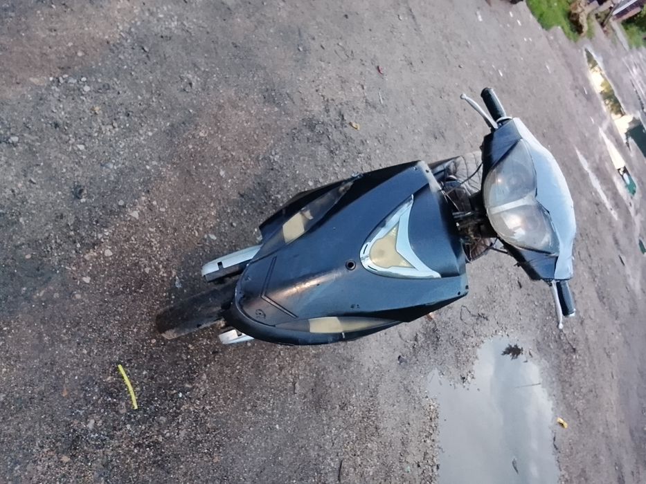 Продам скутер 50куб