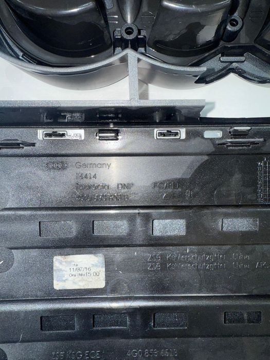 Решётка Audi A6 C7 S6 оригинал black
optic