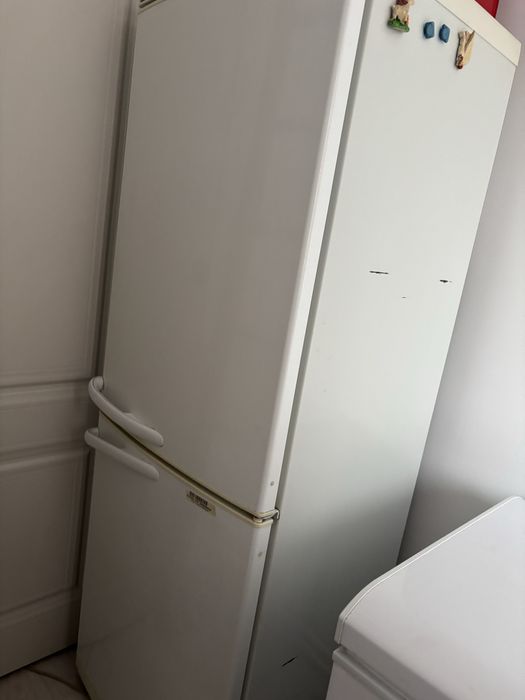 Холодильник сатылады