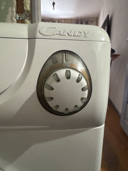 Продам стиральную машину Candy