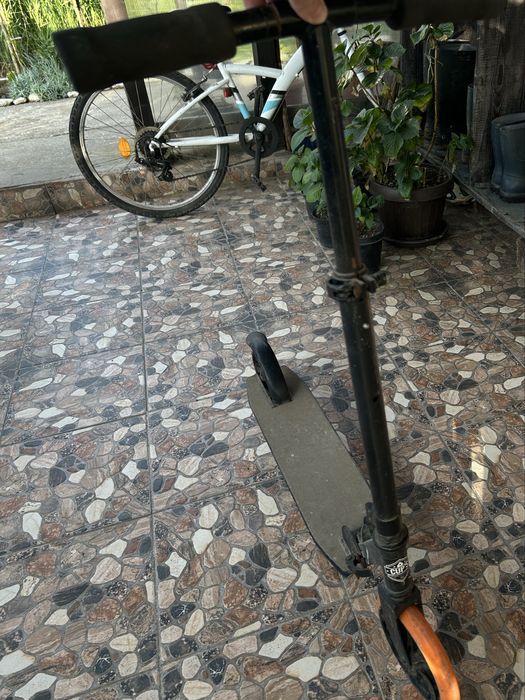 Vând Trotinetă de Oraș