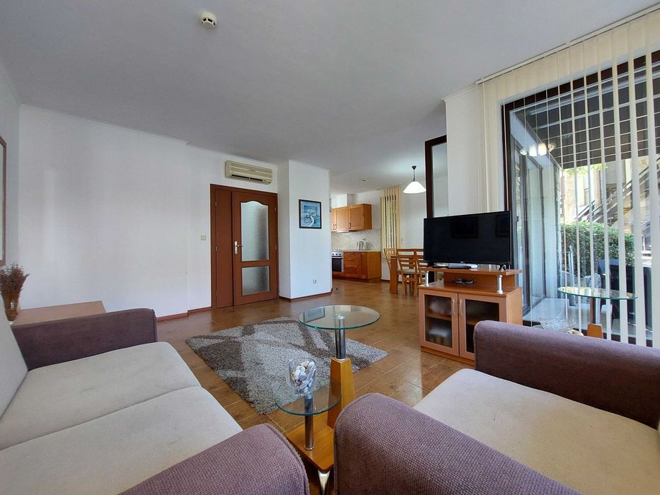 Продава се Къща в к.к. Слънчев бряг - 132 кв.м за 1054 €/кв.м - Снимка #2