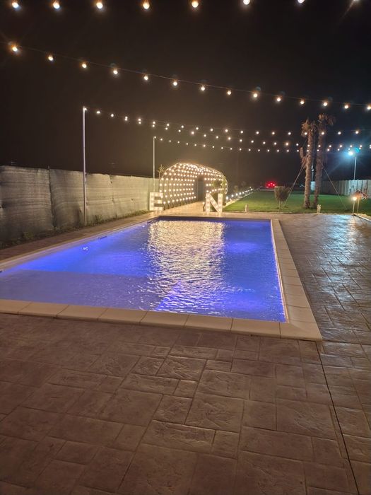 Ring de Dans Smart/Arcada Ynfiniti/Litere volumetrice/Limuzine