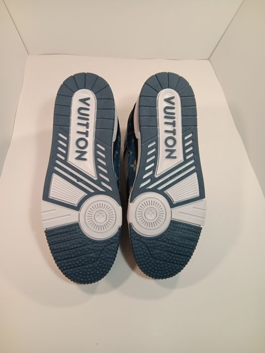 Louis vuitton Trainers. Сини и черни.