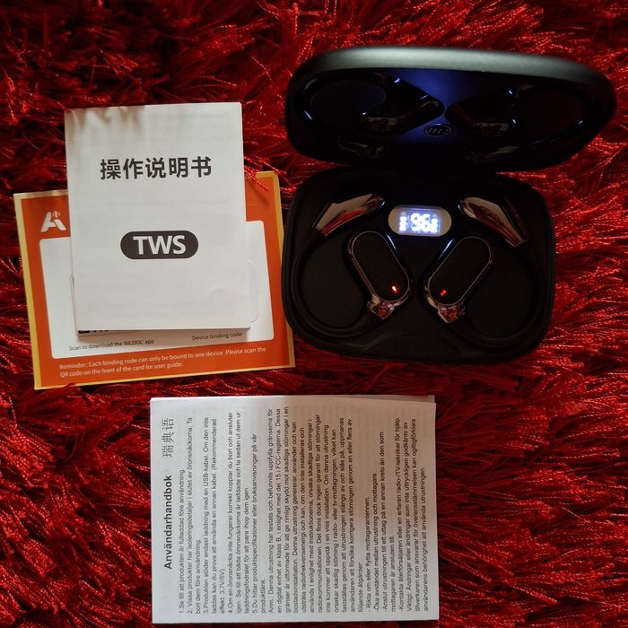 Căști wirelss cu traducere inteligenta AI