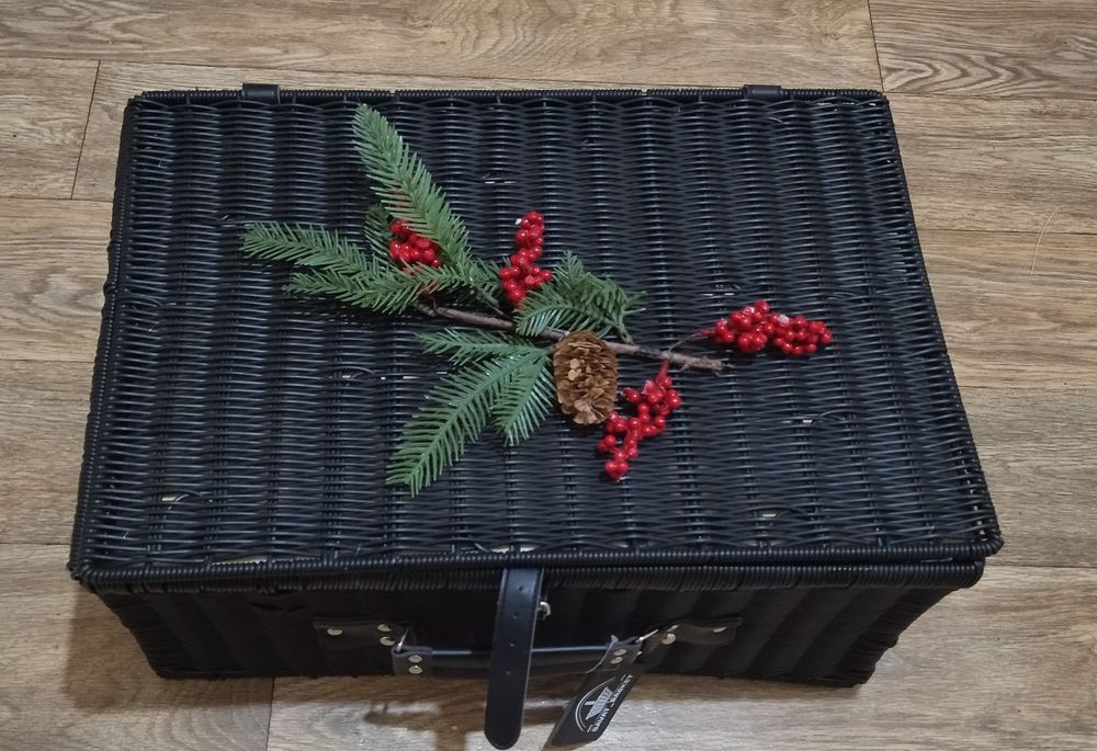 Подарочный чемодан