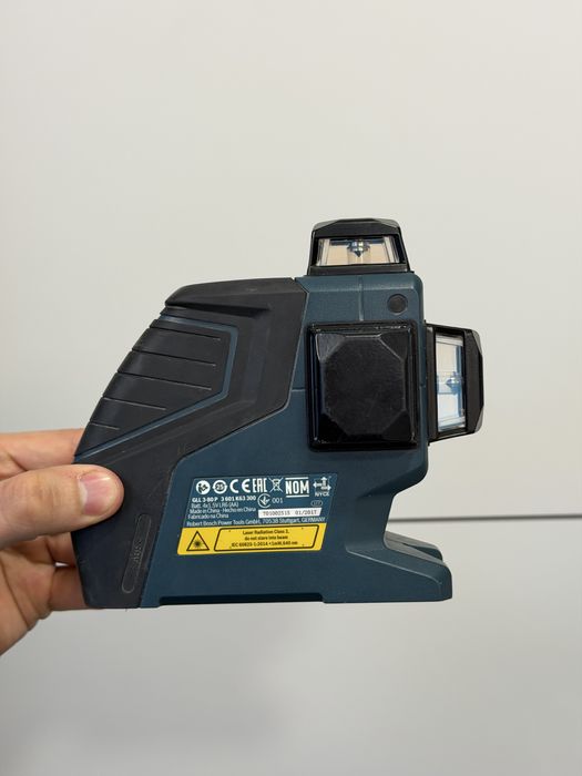 Продавам лазерен нивелир Bosch GLL 3-80P