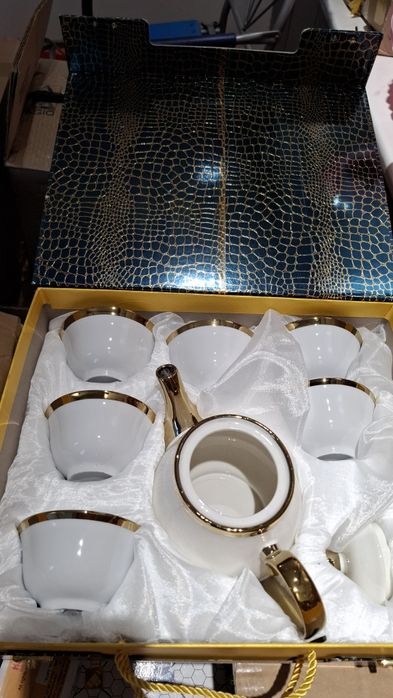 Срочно продам чайные наборы