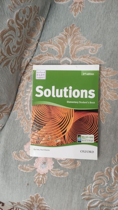 Книга Solutions Elementary Student's book