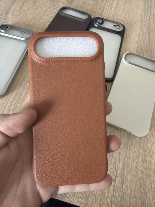 Huse Iphone 17 Air Silicon(piele)