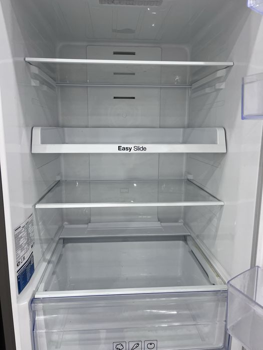 Холодильник samsung
