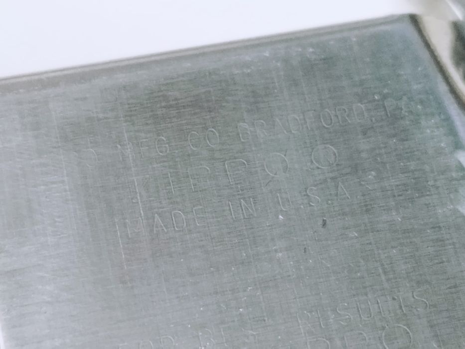 Veche bricheta Zippo 1982