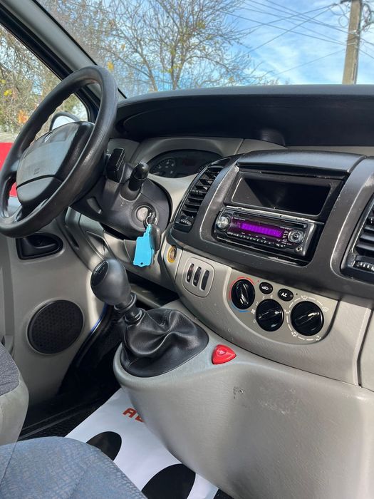 RENAULT Trafic 2007 — imagine 5