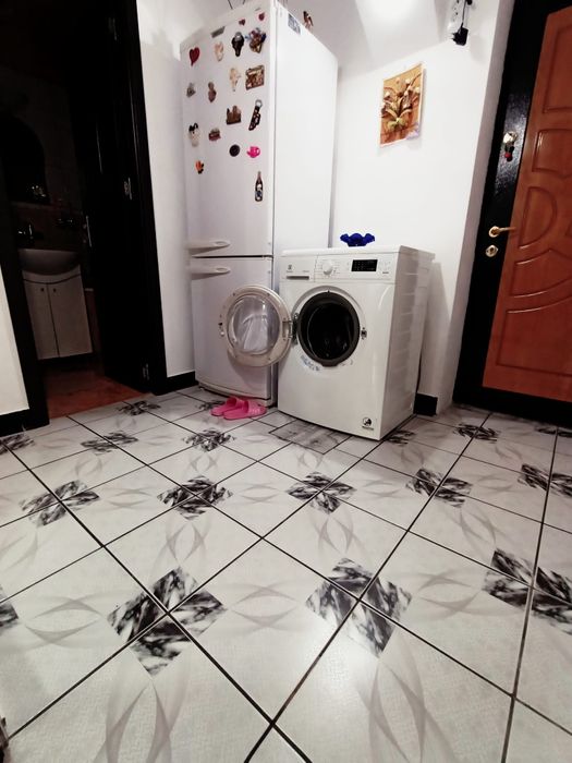 Apartament 3 camere, Râmnicu Vâlcea,  mobilat și utilat, izolat termic