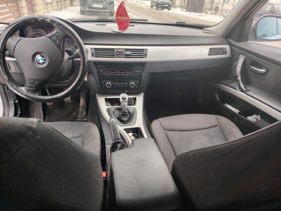 Vând BMW 320 177cp