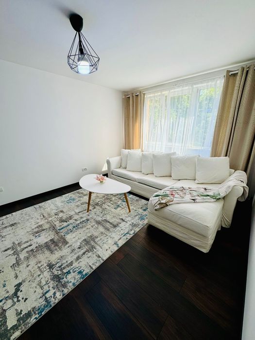 Apartament 3 camere Strada Leresti  / Antiaeriana  vis a vis de Sc 126 si Gradinita