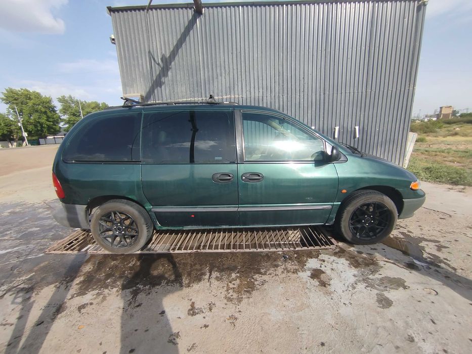 Chrysler Voyager 3