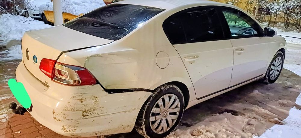 Vand Vw Passat B7 usor avariat