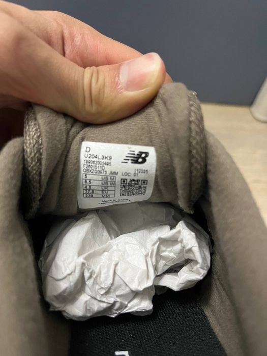 Кроссовки New Balance размер 37,5