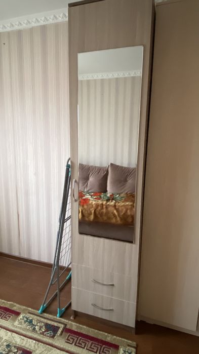Продам угловой шкаф