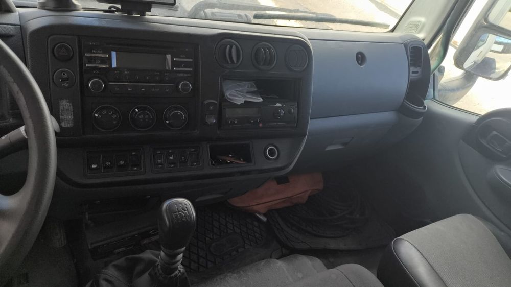 Продаю грузовую  автомашину