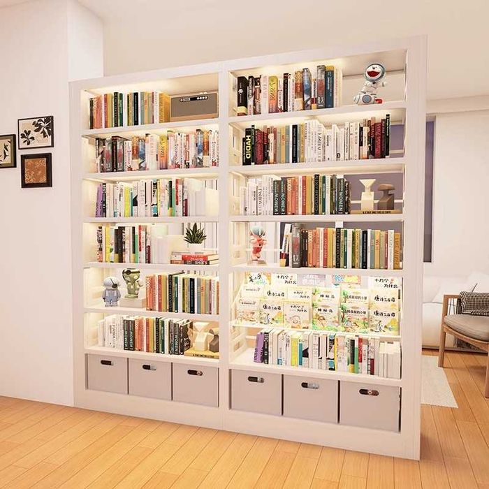 Po‘lat kitob javoni

Uy javoni po‘latdan

Metall kitob javoni