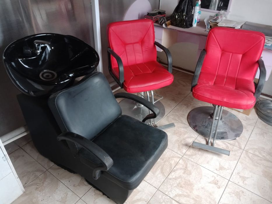 Срочно. Продам мойка +2кресла