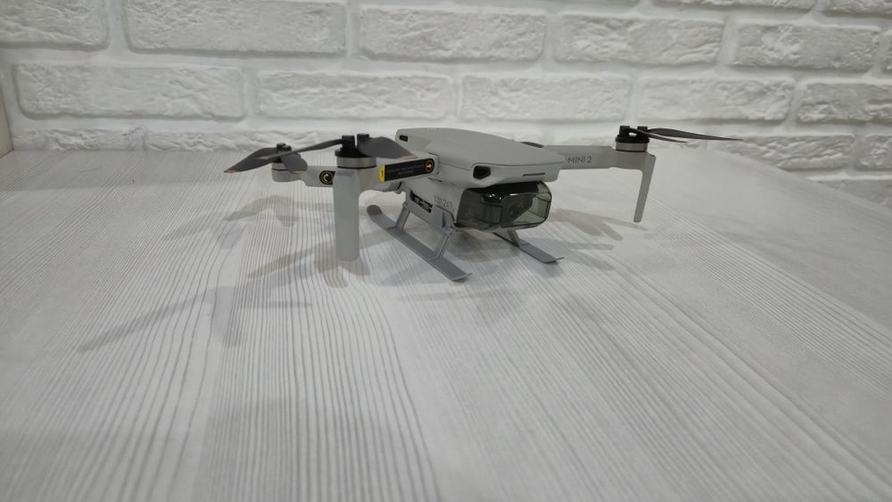 Продам дрон DJI mini 2 fly more combo