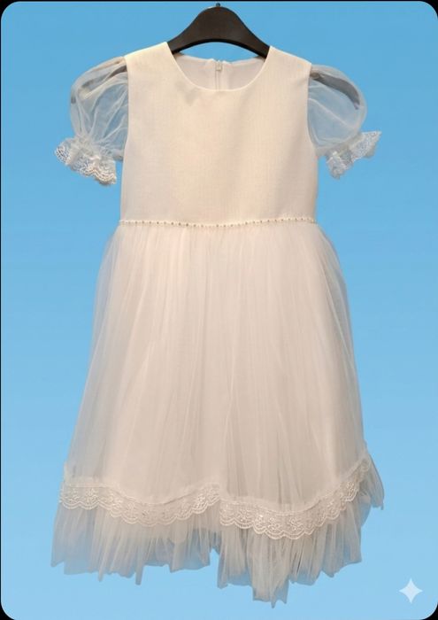 Rochie alba , fete , 6-7ani, impecabila