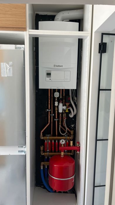 Lucrări de instalații electrice, sanitare și termice