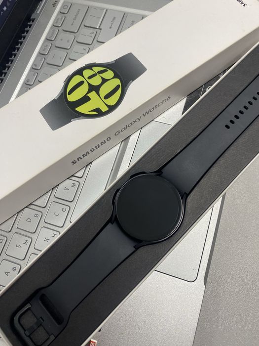 Samsung Galaxy Watch 6 44 mm (лот 958893)