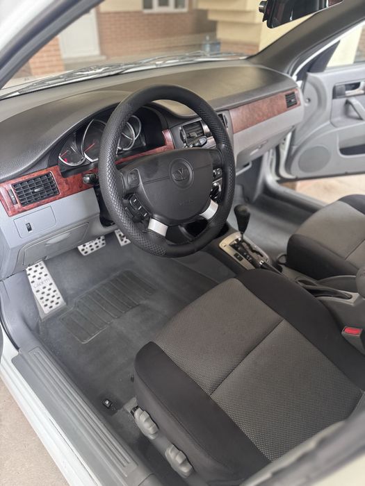 Lasseti 1.6 Avtomat Sotladi Moshina ideall