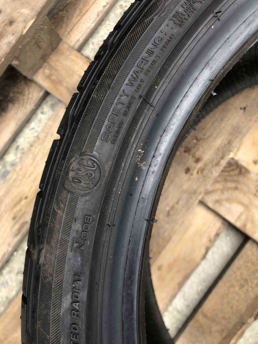Anvelopa Vara 245/35 R18 BRIDGESTONE Potenza RE050A 88Y - Runflat