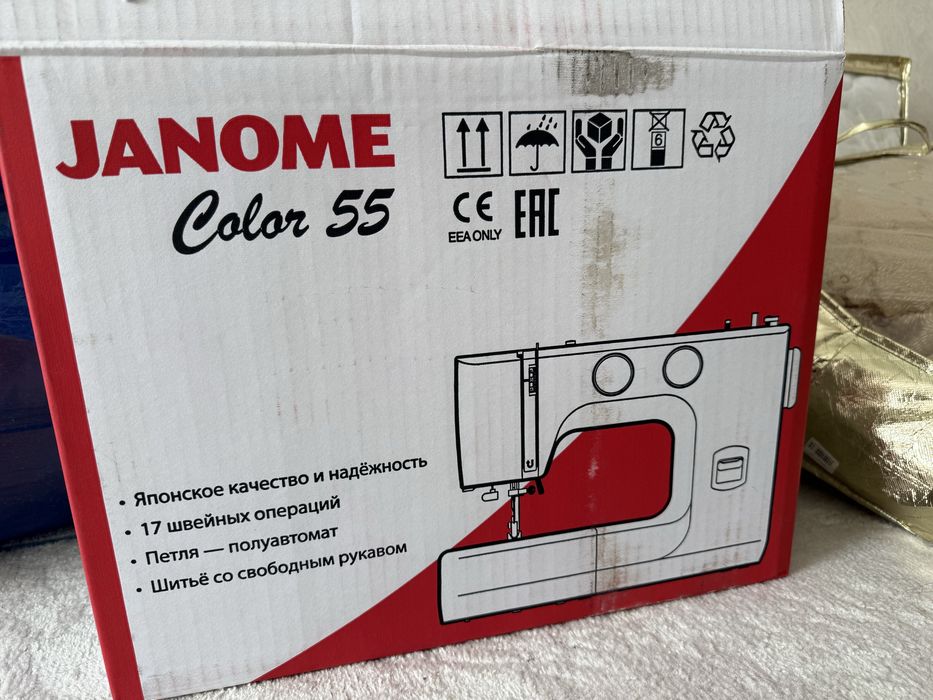 Швейная машинка janome